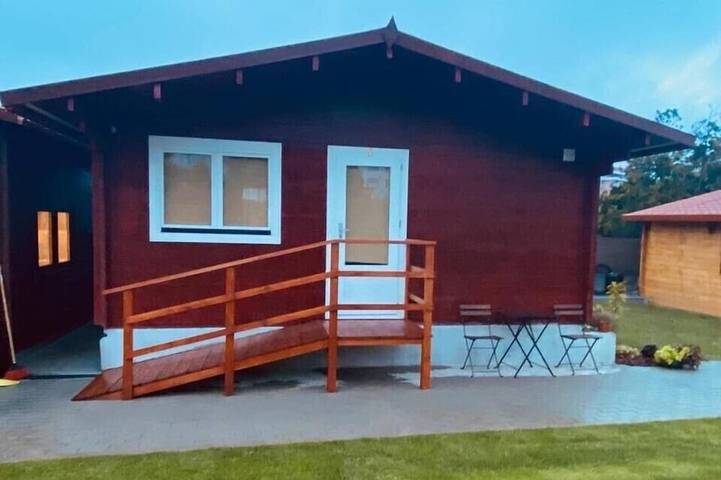 Ferienhaus für 6 Personen, mit Pool und Garten sowie Balkon, mit Haustier - 1