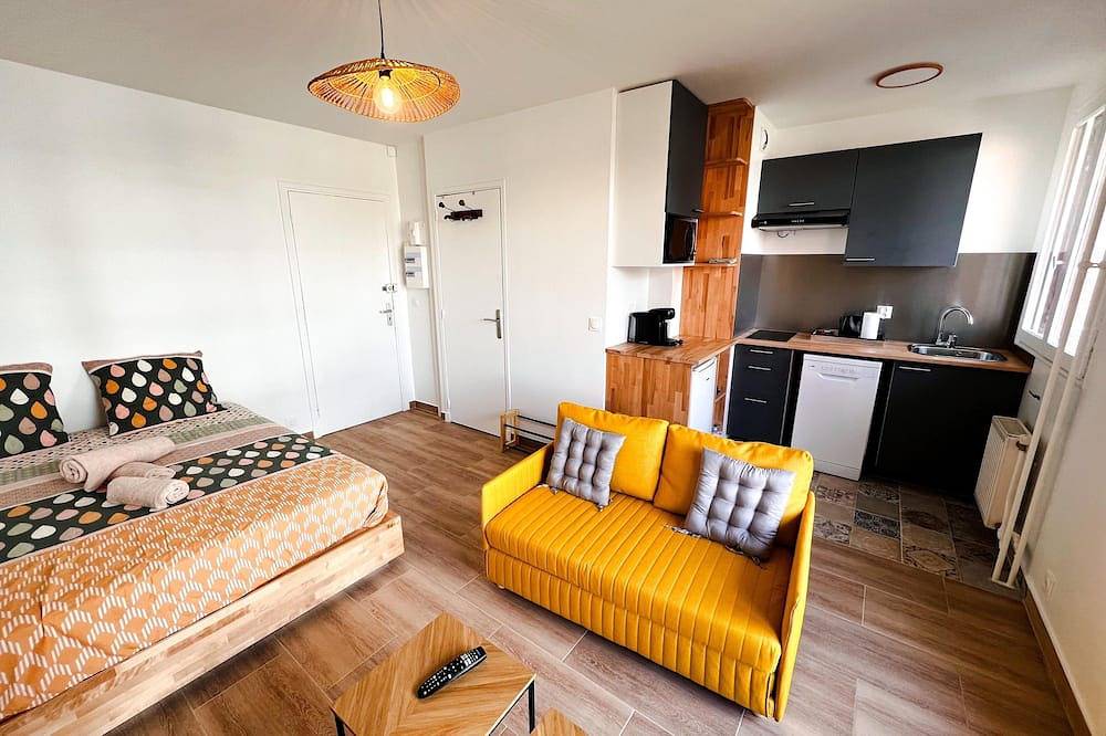 Entire apartment, Cosy new apartment Paris in Bagnolet, Seine-Saint-Denis