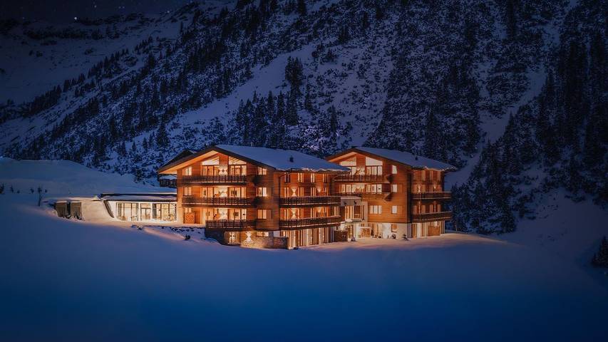 Ferienwohnung für 10 Personen, mit Ausblick und Balkon sowie Sauna, kinderfreundlich in Warth