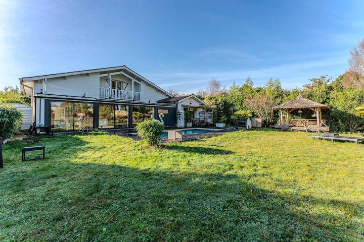 Location de vacances pour 2 personnes, avec Jardin à Sanguinet