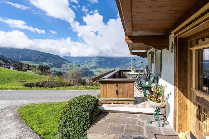 Ferienwohnung für 5 Personen, mit Balkon in der Zillertal Arena