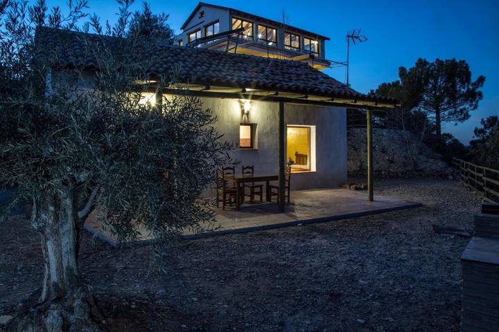 Chalet para 9 personas, con Terraza y Jardín además de Piscina y Vistas al lago en Alhama