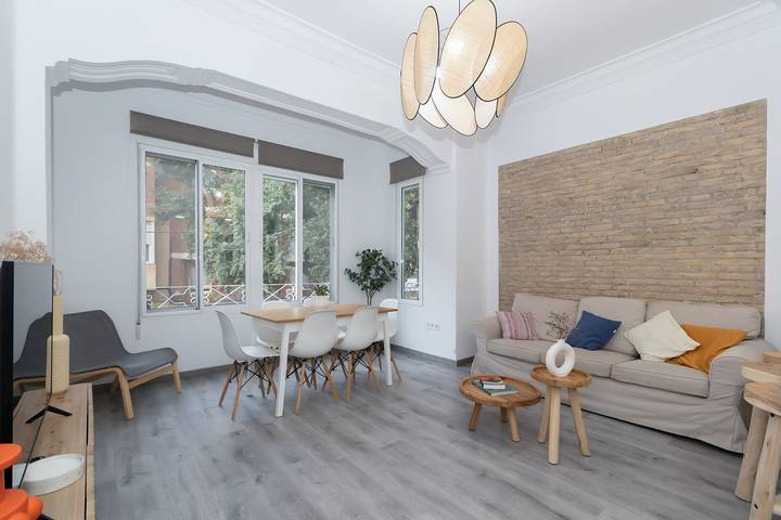 Apartamento de vacaciones para 6 personas, con terraza en Valencia