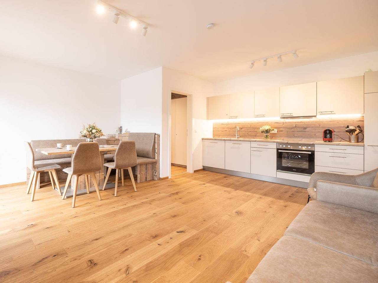 Ganze Wohnung, Hochwertig ausgestattetes Apartment mit Terrasse in Mauterndorf, Bundesland Salzburg