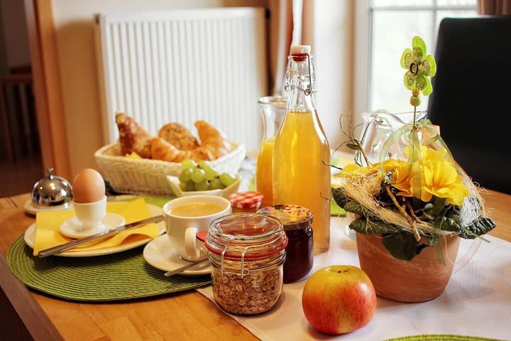 Ganze Wohnung, Ferienwohnungen Kiesenberg - Ferienwohnung Abendsonne in Thanstein, Naturpark Oberpfälzer Wald