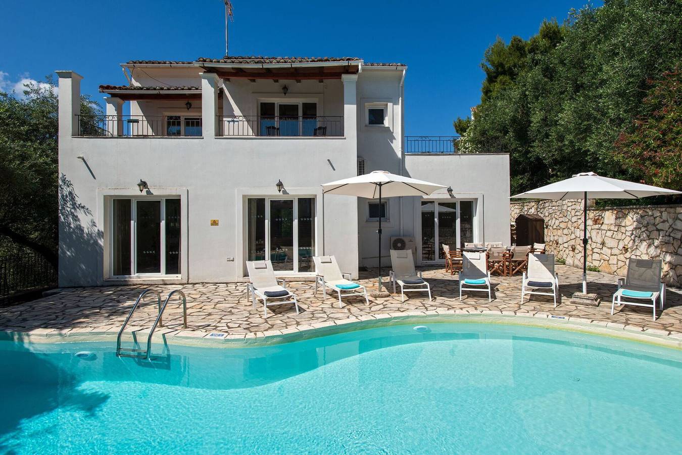 Villa für 6 Personen mit Pool in Kassiopi, Korfu