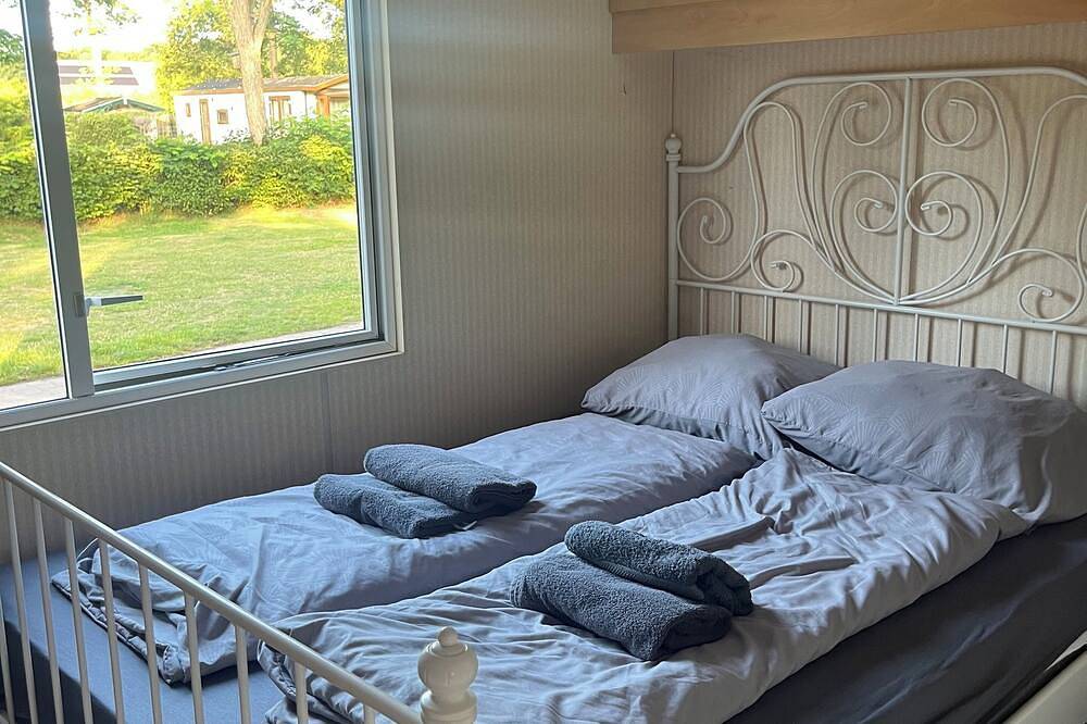 Comfortabel Chalet in Schoonloo met fietsen, airco en buitenzwembad! in Drenthe