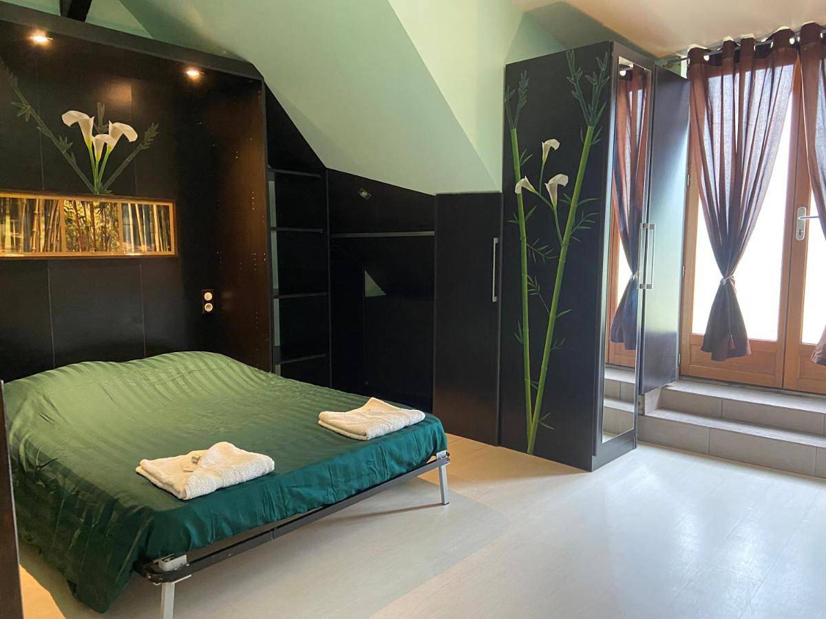 Appartement entier, One-Bedroom Apartment in Lachy, Marne