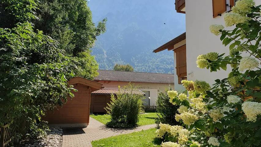 Hütte für 5 Personen, mit Terrasse im Karwendel - 4