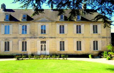 Chambre d’hôte pour 3 personnes, avec piscine et jacuzzi ainsi que jardin et sauna, animaux acceptés dans le Calvados
