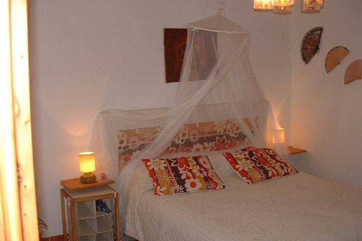 Ganze Wohnung, Erdgeschosswohnung 20 m vom Meer entfernt in Sa Rocca Tunda, San Vero Milis
