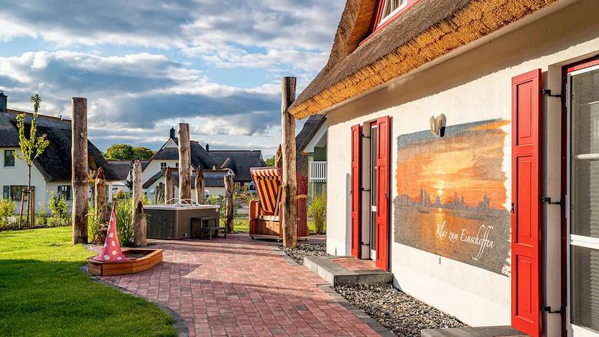 Ferienhaus für 6 Personen, mit Sauna und Whirlpool sowie Garten und Terrasse, mit Haustier