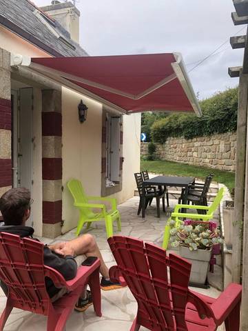 Gîte pour 2 personnes, avec vue et jardin à Douarnenez