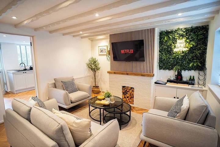 Holiday rental for 4 people, with terrace and garden as well as hot tub in Worcestershire