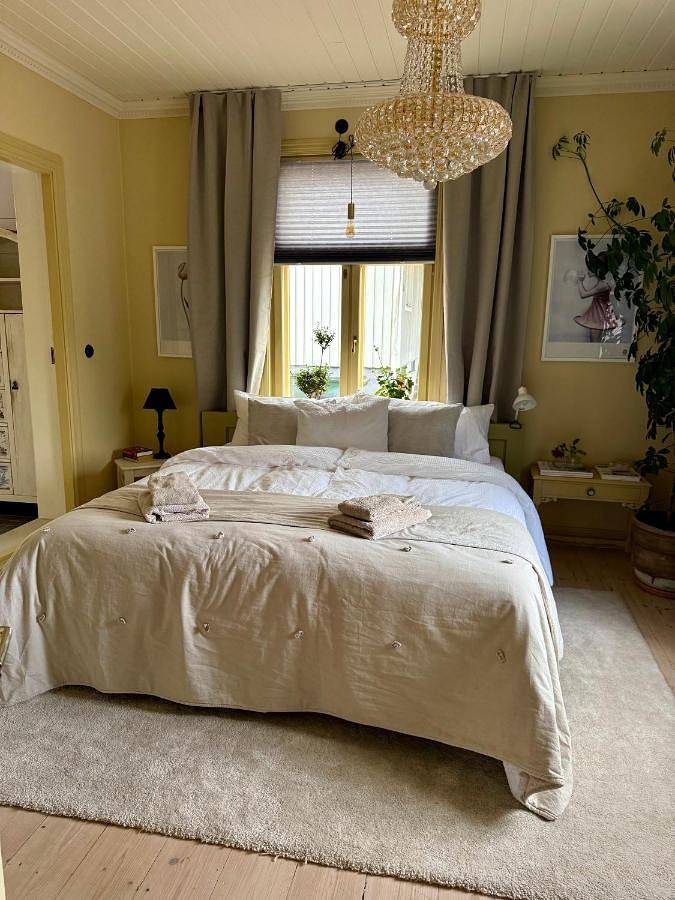 Lägenhet för 6 Personer, med trädgård på Åland