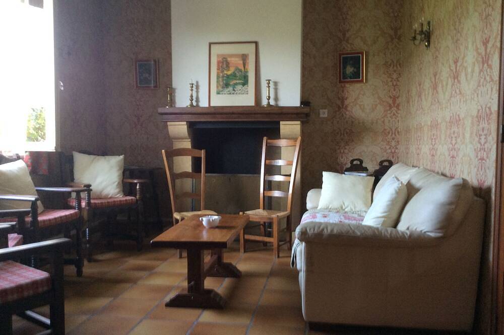 7 bedroom villa in foix in Foix, Ariège