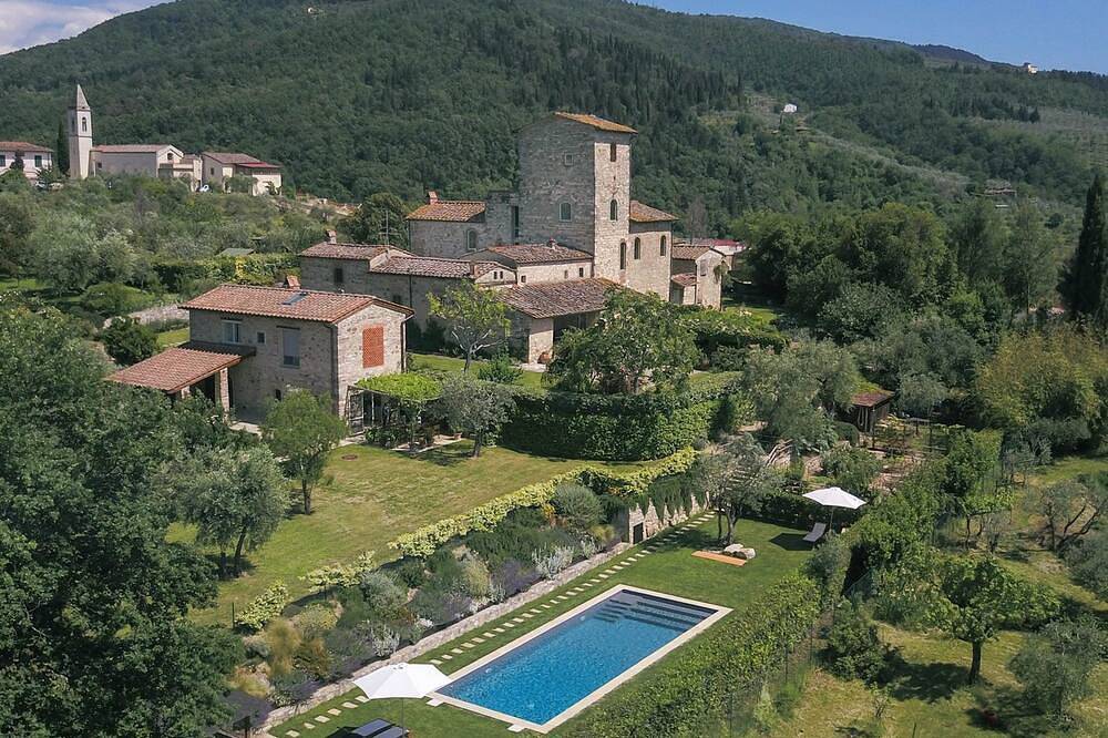 Villa per 15 Persone in Bagno a Ripoli, Valdarno
