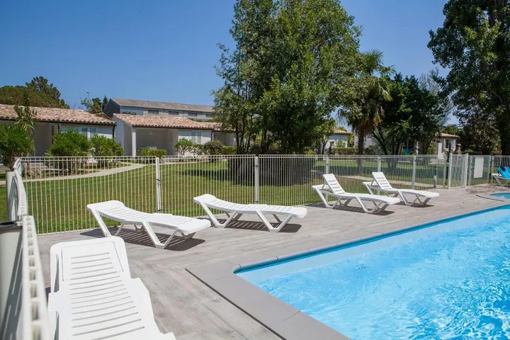 Casa vacanza per 6 persone, con giardino e piscina, con animali domestici - 1