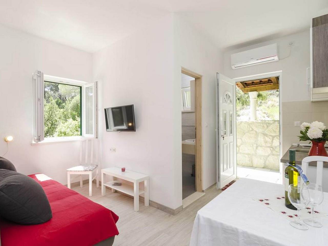 Ganze Wohnung, Apartments Matuško Mljet - One Bedroom Apartment with Balcony and Sea View in Mljet