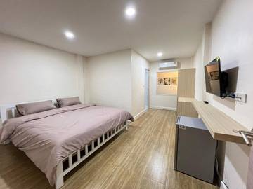 Chambre d’hôte pour 2 personnes, avec terrasse dans Phra Nakhon Si Ayutthaya