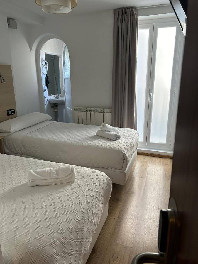 Maison d’hôte pour 3 personnes, avec balcon à Pampelune - 4