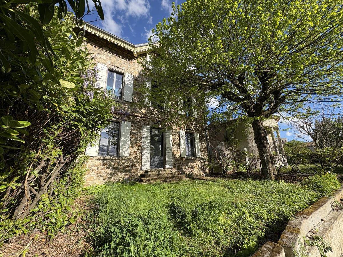 Maison 1880 in Annonay, Région de Tournon-sur-Rhône
