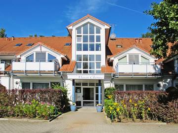 Ferienwohnung für 3 Personen, mit Garten und Balkon in Glowe