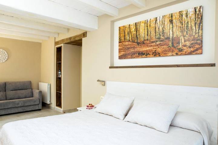 Gîte pour 4 personnes, avec vue à Santa Pau - 2