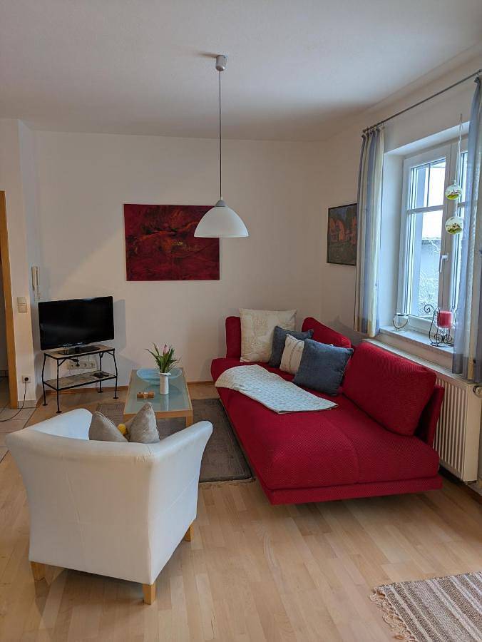 Ferienwohnung für 4 Personen, mit Terrasse und Garten sowie Ausblick