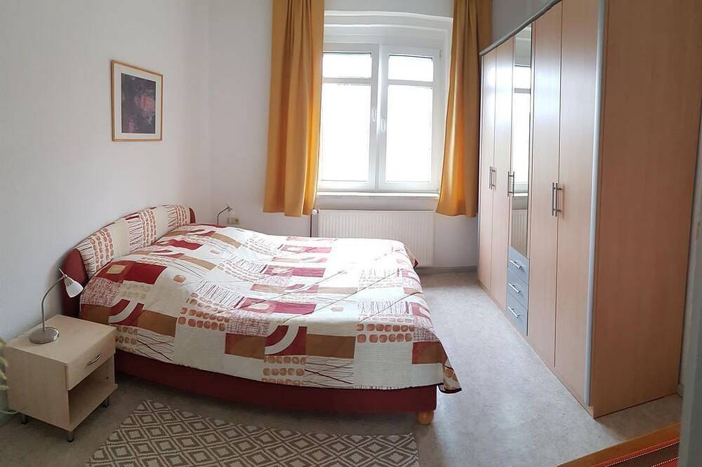 Ganze Wohnung, Ferienwohnung \"Grün\" - Ferienwohnungen Stricker in Bad Muskau, Oberlausitz-Niederschlesien