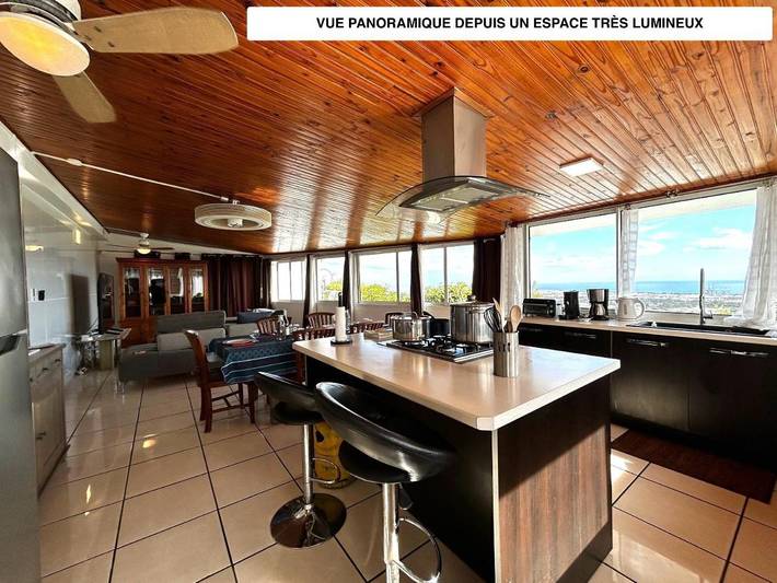 Location de vacances pour 7 personnes, avec vue et jardin à La Possession - 3