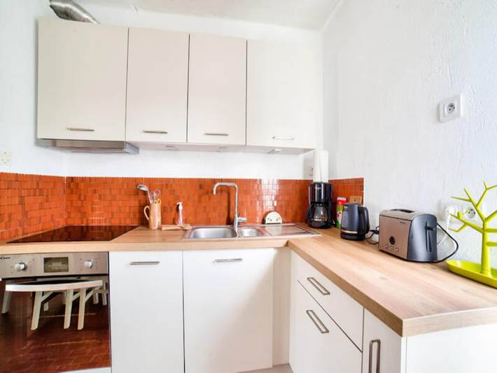 Gîte pour 5 personnes, avec jardin dans Plage des sables d'or - 4