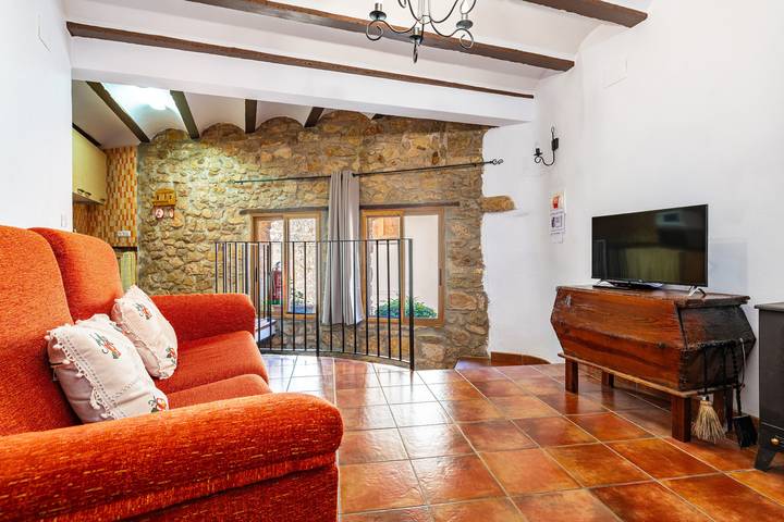 Apartamento entero, Apartamento 'Loft Cuco' con vistas a la montaña y Wi-Fi in Puebla de Benifasar, Massis dels Ports