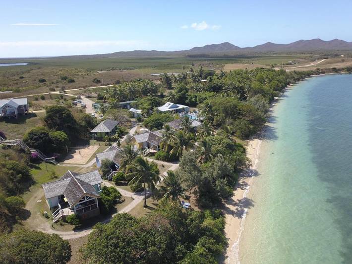 Gîte pour 4 personnes, avec jardin ainsi que piscine et vue à Poum (Nouvelle-Calédonie)