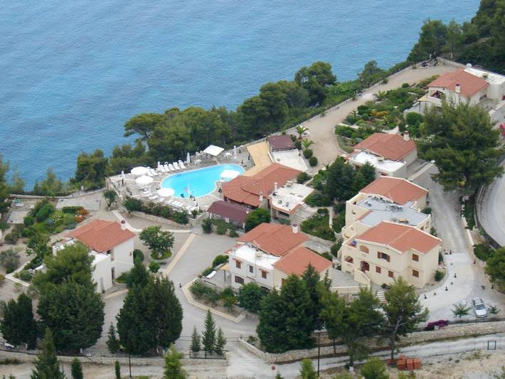 Holiday rental for 2 people, with view and garden as well as pool in Alonissos