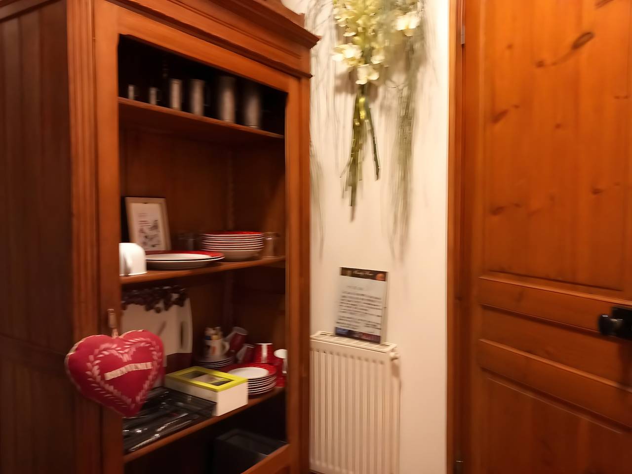 Gastenkamer 'La Chambre d’Alice' met gedeeld terras, tuin en wifi, foto 12