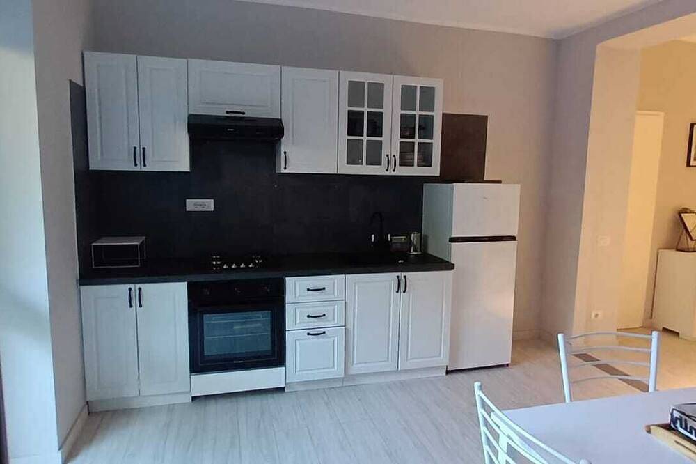 Apartamento entero, Apartment equipped with all amenities, only 50mt from the beach  in Anguillara Sabazia, Lago de Bracciano
