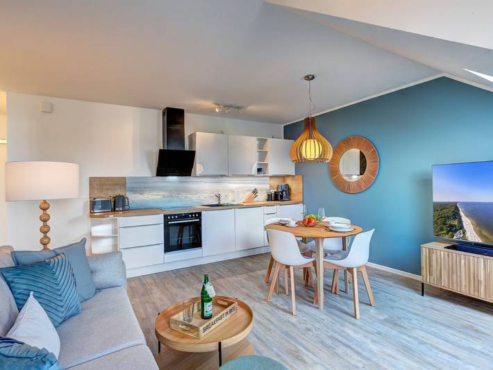 Ferienwohnung für 4 Personen, mit Balkon und Seeblick sowie Ausblick in Loddin - 2