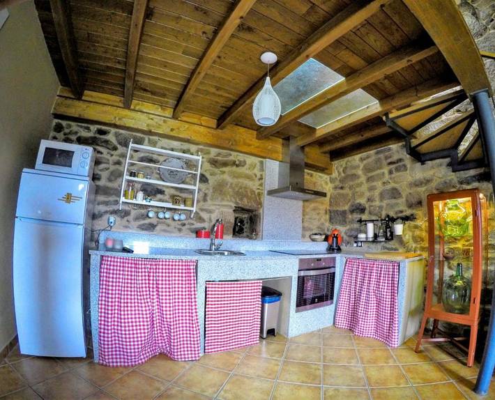 Casa rural para 4 personas, con Terraza además de Jardín y Vistas en Villarino de Conso - 4