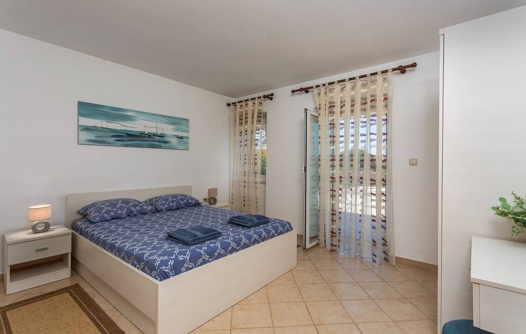 Villa Anni with pool island Krk by Villas Guide in Malinska-Dubašnica, Krk