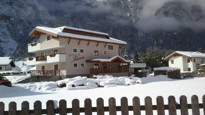 Gîte pour 4 personnes, avec jardin à Huben - 3