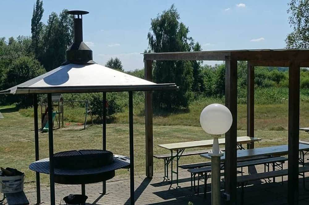 Bungalow A 2 - Feriendorf Silz im Kiefernwald mit eigenem Strandzugang in Silz, Fleesensee