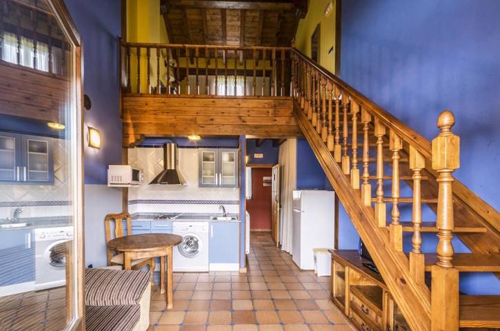 Apartamento de vacaciones para 22 personas, con balcón y jardín en Montañas de Burgos - 2