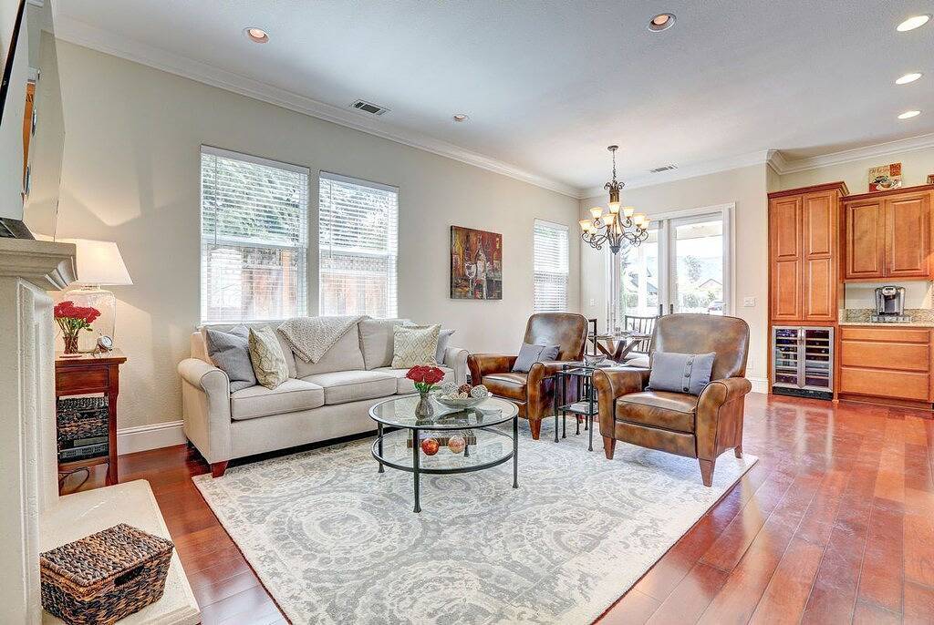 Spaziergang zu den Restaurants, Weinkellereien und Mehr in Napa Valley