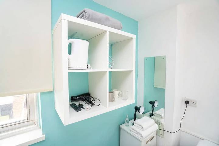 Entire apartment, Cosy En-Suite Room in Central Coventry in Coventry, Birmingham Area