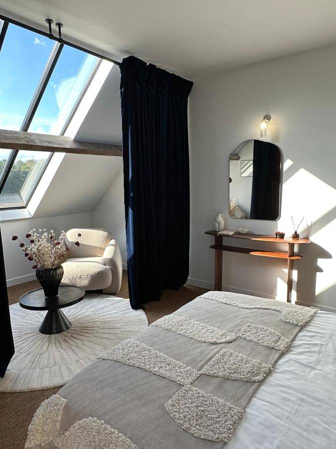 King Suite in Lesches, Seine-et-Marne