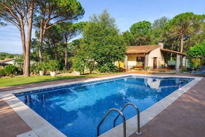 Casa rural para 7 personas, con Terraza y Jardín en Sils