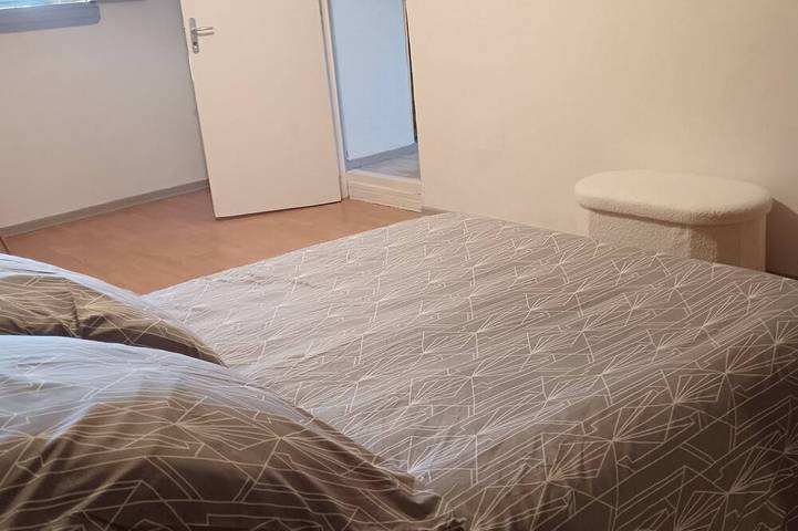 Location de vacances pour 5 personnes, avec terrasse, animaux acceptés à Gray - 3