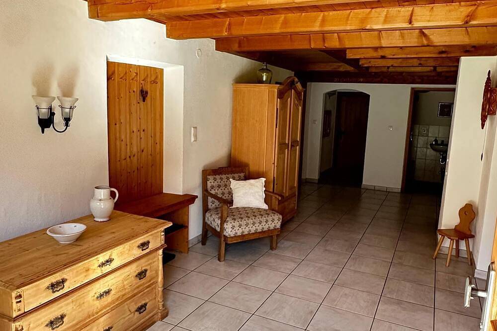 Ganze Wohnung, Ferienwohnung 97qm für 4 Personen mit Terrasse in Flintsbach am Inn, Bayerische Alpen