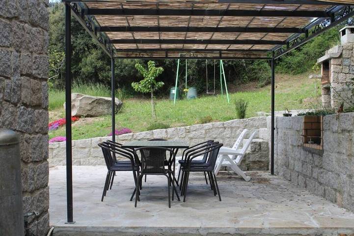 Location de vacances pour 9 personnes, avec Terrasse et Jardin à Casalabriva